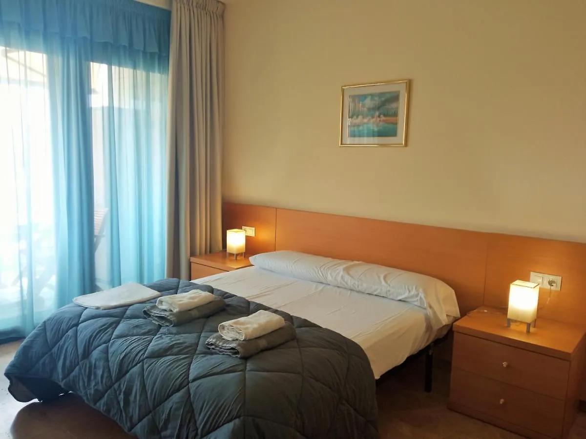 Apartamento Ainara Garden Family Льорет-де-Мар 0*,  Испания