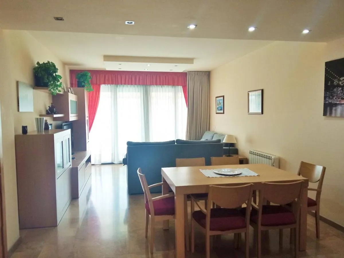 Апартаменты Apartamento Ainara Garden Family Льорет-де-Мар